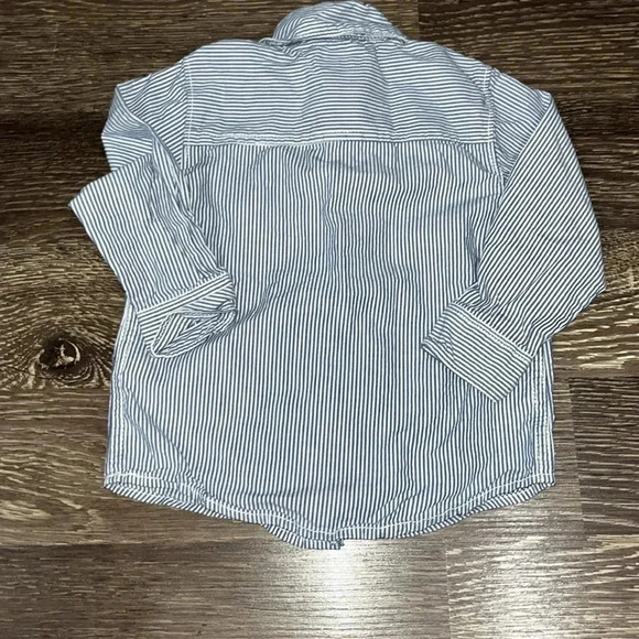 Carter’s 12 month dress top - Picture 2 of 3